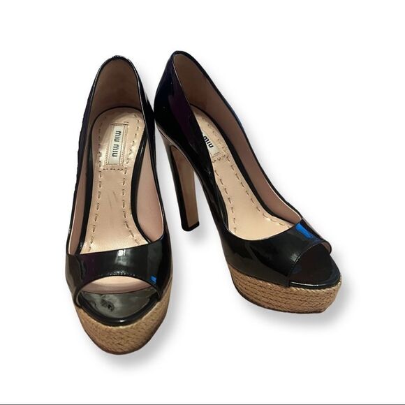Miu Miu Vernice Open Toe Patented Leather Heel Size 35.5 - Picture 1 of 5